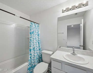 4001 Bay Hawk Court - Photo Thumbnail 13