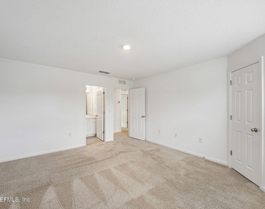 4001 Bay Hawk Court - Photo Thumbnail 15