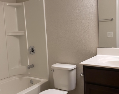 501 Pine Bluff Drive - Photo Thumbnail 14