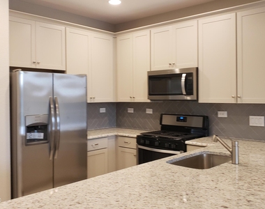 501 Pine Bluff Drive - Photo Thumbnail 4