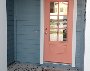 501 Pine Bluff Drive - Photo Thumbnail 1