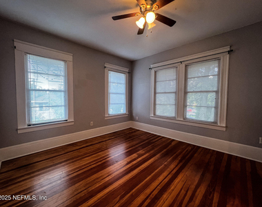 2304 College Street - Photo Thumbnail 15