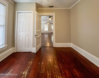 2740 Lydia Street - Photo Thumbnail 22