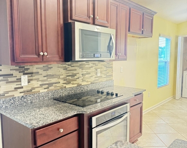 54 Colorado Springs Way - Photo Thumbnail 4