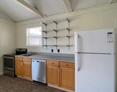 590 1st Street S - Photo Thumbnail 6