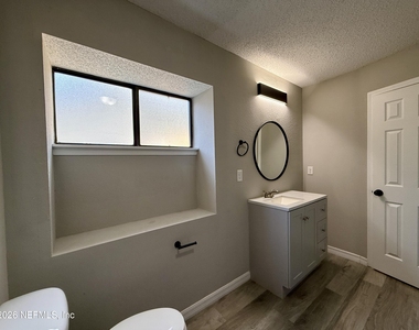 9115 Margolyn Court - Photo Thumbnail 26