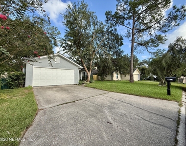 9115 Margolyn Court - Photo Thumbnail 2