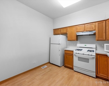 2554 Carrolwood Road - Photo Thumbnail 4