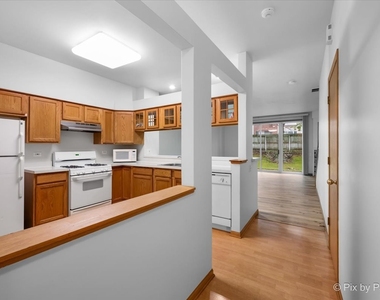 2554 Carrolwood Road - Photo Thumbnail 2