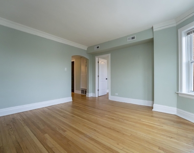 845 Lyman Avenue - Photo Thumbnail 4