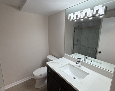 516 S La Grange Road - Photo Thumbnail 9