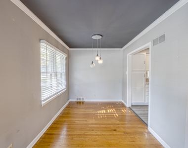 1132 N Main Street - Photo Thumbnail 5