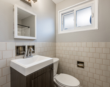 4720 Main Street - Photo Thumbnail 11