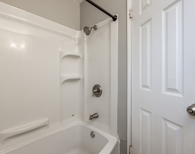 4720 Main Street - Photo Thumbnail 12