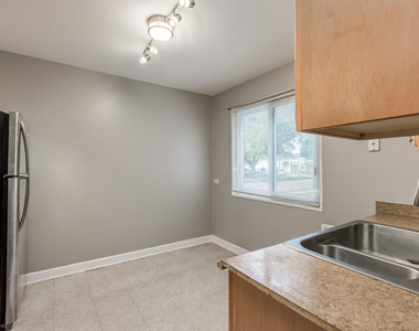 4720 Main Street - Photo Thumbnail 6