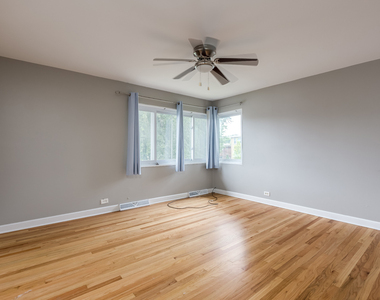 4720 Main Street - Photo Thumbnail 9