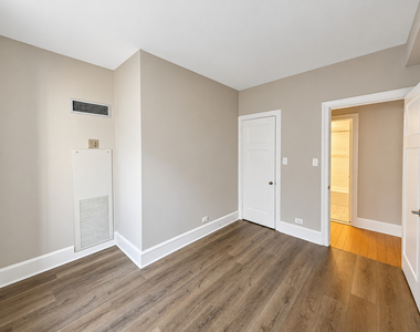 3170 N Sheridan Road - Photo Thumbnail 11