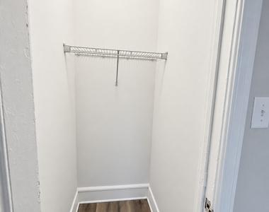 3170 N Sheridan Road - Photo Thumbnail 13