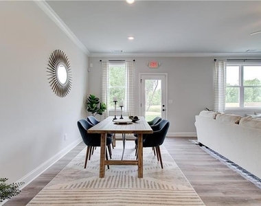 4672 Cypress Landing Way - Photo Thumbnail 7