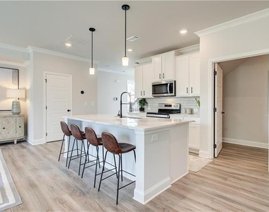 4672 Cypress Landing Way - Photo Thumbnail 5