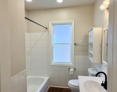 4708 W Altgeld Street - Photo Thumbnail 9