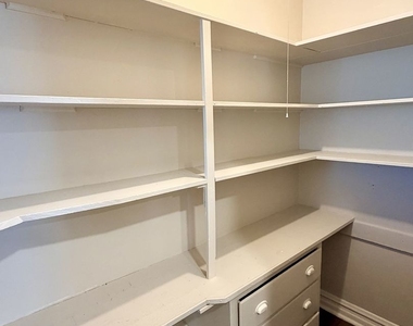4708 W Altgeld Street - Photo Thumbnail 6