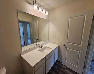 3513 Condor Court - Photo Thumbnail 16