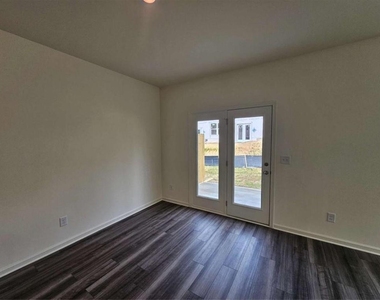 3513 Condor Court - Photo Thumbnail 3