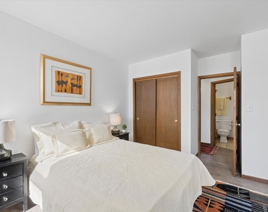 228 S State Street - Photo Thumbnail 4
