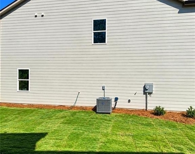 27 Gulfstream Drive - Photo Thumbnail 6