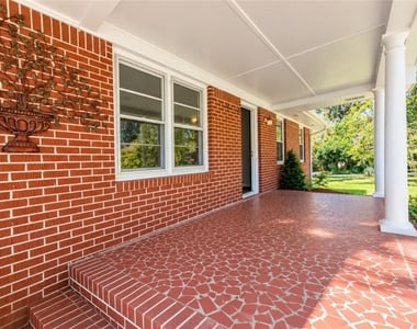 4449 Chamblee Tucker Road - Photo Thumbnail 4