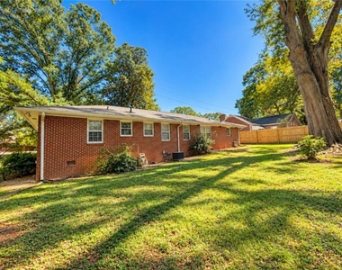 4449 Chamblee Tucker Road - Photo Thumbnail 3