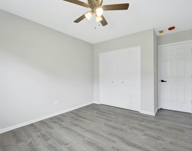 151 W 63rd Street - Photo Thumbnail 7