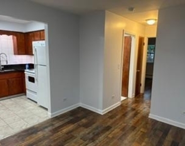 303 W Park Place - Photo Thumbnail 4
