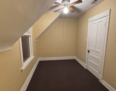 3718 W Mclean Avenue - Photo Thumbnail 9