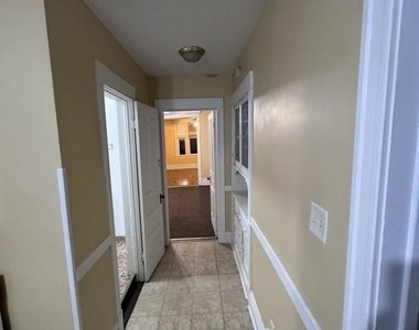 3718 W Mclean Avenue - Photo Thumbnail 13