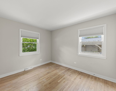 107 N Pierce Avenue - Photo Thumbnail 15