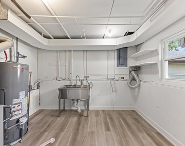 107 N Pierce Avenue - Photo Thumbnail 19