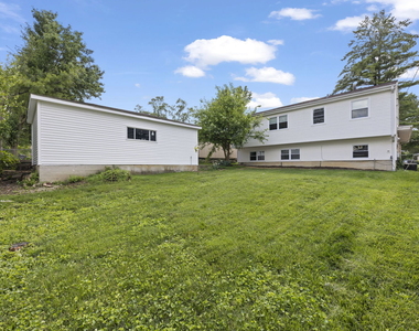 107 N Pierce Avenue - Photo Thumbnail 20