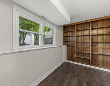 107 N Pierce Avenue - Photo Thumbnail 17
