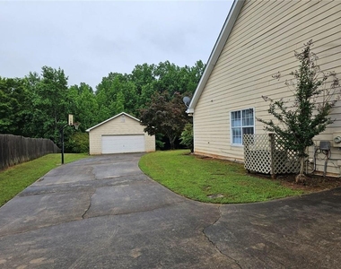 704 White Dove Drive - Photo Thumbnail 23