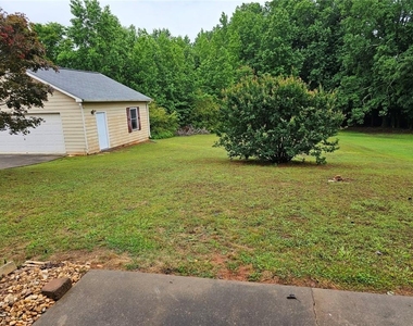 704 White Dove Drive - Photo Thumbnail 22