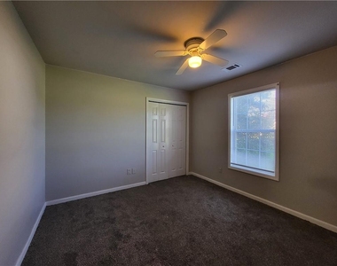 704 White Dove Drive - Photo Thumbnail 7