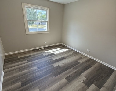 4022 Richmond Court - Photo Thumbnail 15