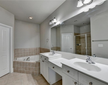 2343 Gallard Street - Photo Thumbnail 40