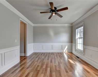 2343 Gallard Street - Photo Thumbnail 8