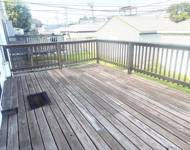 5433 N Magnet Avenue - Photo Thumbnail 11
