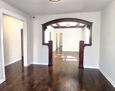 2765 W Francis Place - Photo Thumbnail 3