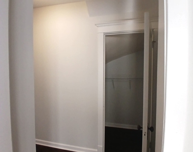 2765 W Francis Place - Photo Thumbnail 9