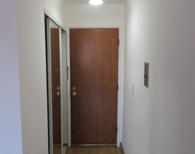 7650 W Altgeld Street - Photo Thumbnail 3